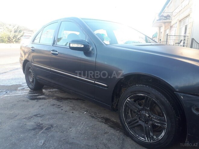 Mercedes C 200 2000, 300,000 km - 2.0 л - Bakı