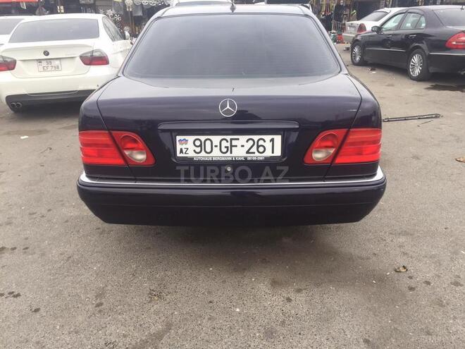 Mercedes E 240 1998, 274,000 km - 2.4 l - Bakı