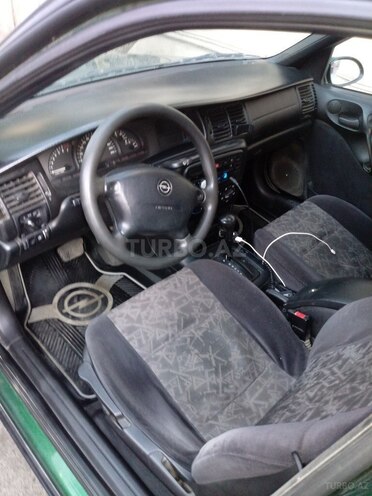 Opel Vectra 1997, 255,550 km - 1.6 l - Bakı
