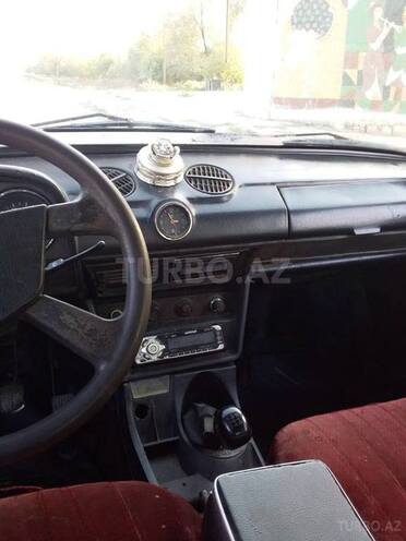 LADA (VAZ) 21011 1979, 212,321 km - 1.6 л - Salyan
