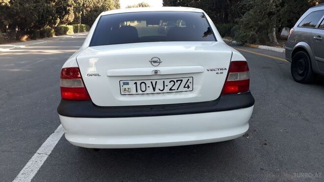 Opel Vectra 1996, 215,603 km - 1.6 l - Sumqayıt