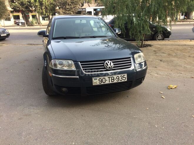 Volkswagen Passat 2004, 166,000 km - 1.8 l - Bakı