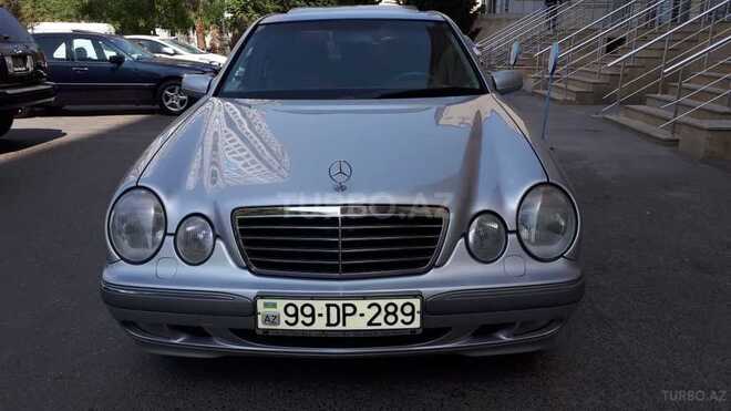 Mercedes E 240 1999, 239,500 km - 2.4 л - Bakı