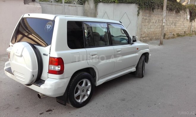 Mitsubishi Pajero io 2002, 140,000 km - 2.0 l - Bakı
