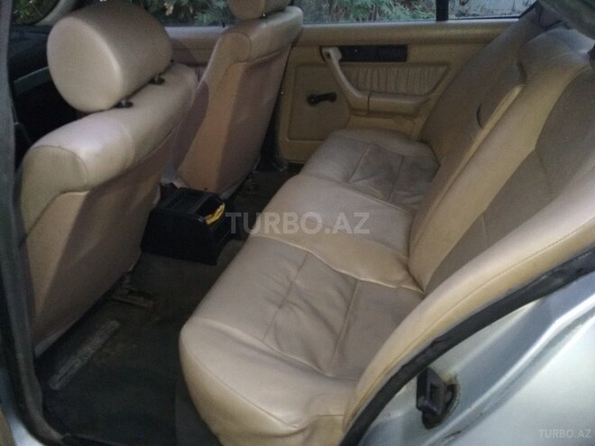 BMW 520 1991, 190,000 km - 2.0 l - Bakı