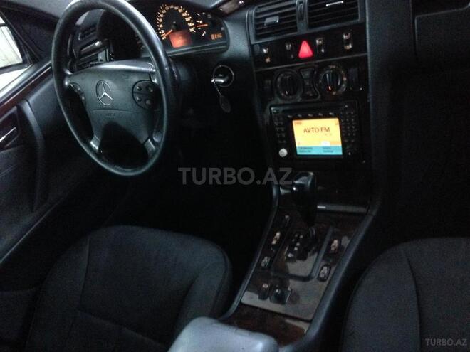 Mercedes E 220 2000, 370,000 km - 2.2 l - Bakı