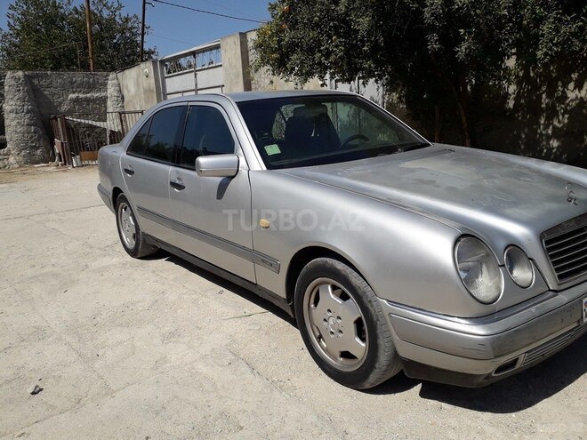 Mercedes E 230 1996, 166,326 km - 2.3 l - Bakı