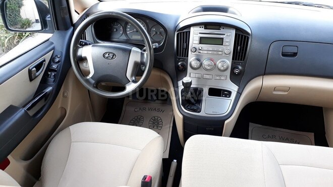 Hyundai H-1 2011, 275,000 km - 2.5 л - Bakı