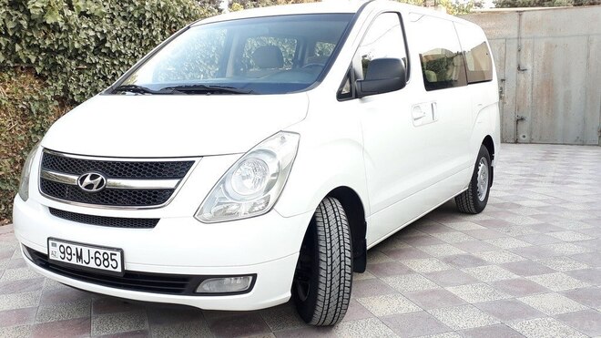 Hyundai H-1 2011, 275,000 km - 2.5 л - Bakı