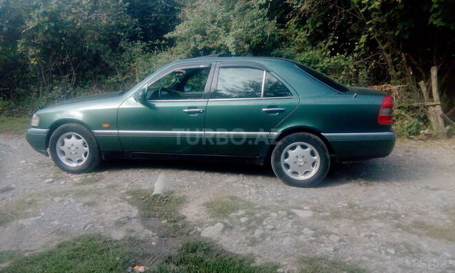 Mercedes C 220 1993, 353,838 km - 2.2 л - Şəki