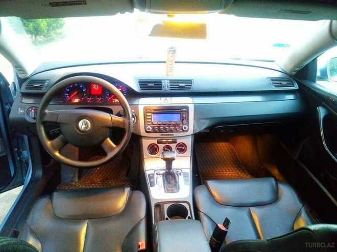 Volkswagen Passat 2005, 179,800 km - 2.0 l - Bakı