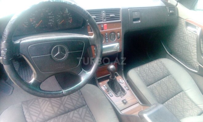 Mercedes C 220 1993, 353,838 km - 2.2 л - Şəki