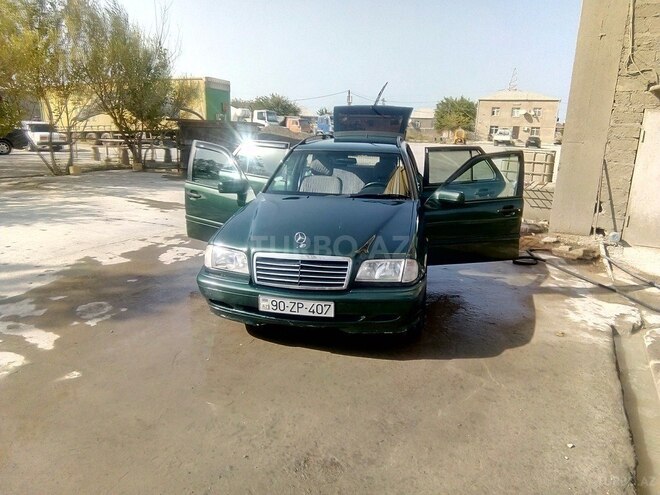 Mercedes C 180 1999, 100,000 km - 1.8 l - Sumqayıt