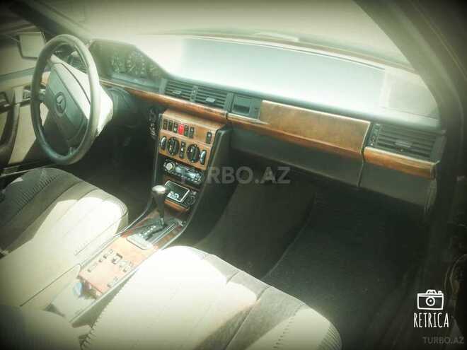 Mercedes E 260 1988, 388,000 km - 2.6 л - Bakı