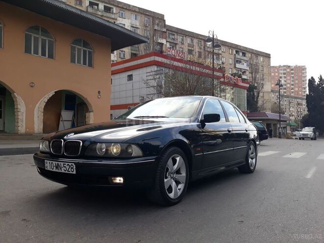 BMW 528 1998, 300,000 km - 0.3 l - Bakı