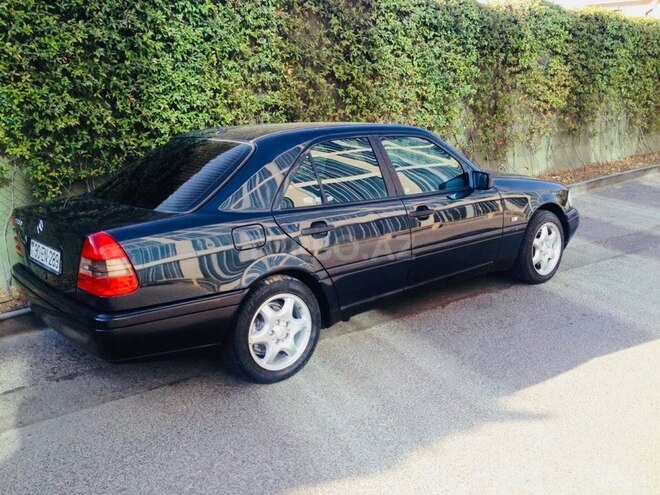 Mercedes C 180 1997, 320,000 km - 1.8 l - Bakı