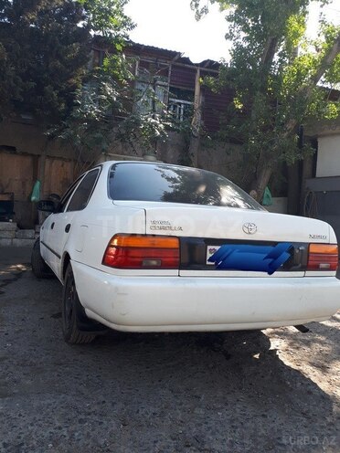 Toyota Corolla 1995, 300,000 km - 1.6 l - Bakı