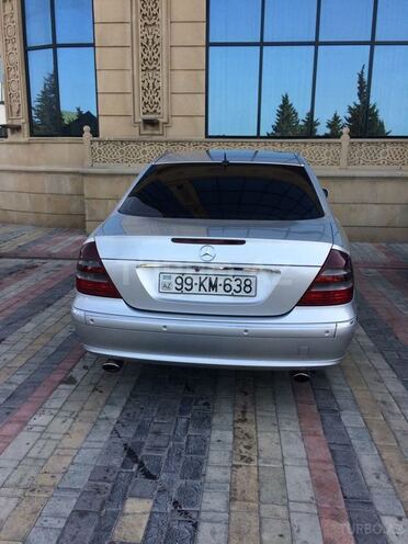 Mercedes E 270 2002, 303,000 km - 2.7 l - Sumqayıt