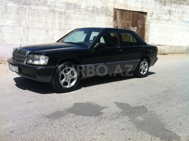 Mercedes 190 1990, 32,600 km - 1.8 l - Bakı