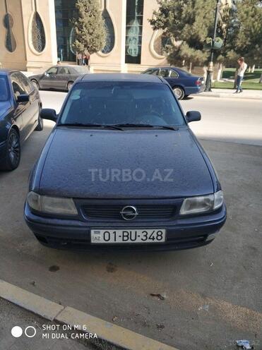 Opel Astra 1997, 362,000 km - 1.6 l - Bakı