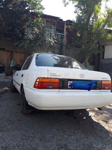 Toyota Corolla 1995, 300,000 km - 1.6 l - Bakı