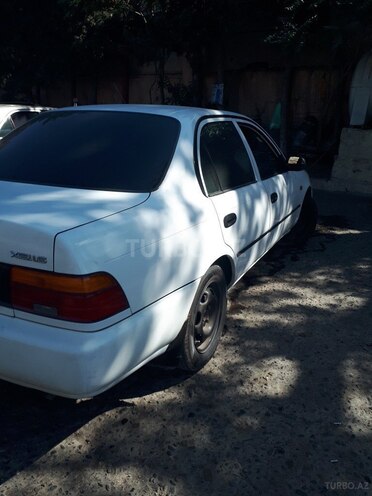 Toyota Corolla 1995, 300,000 km - 1.6 l - Bakı