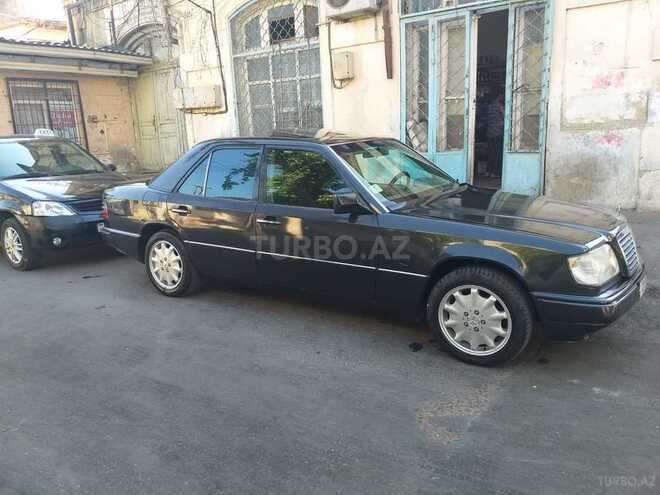 Mercedes E 230 1991, 304,220 km - 7.5 л - Bakı