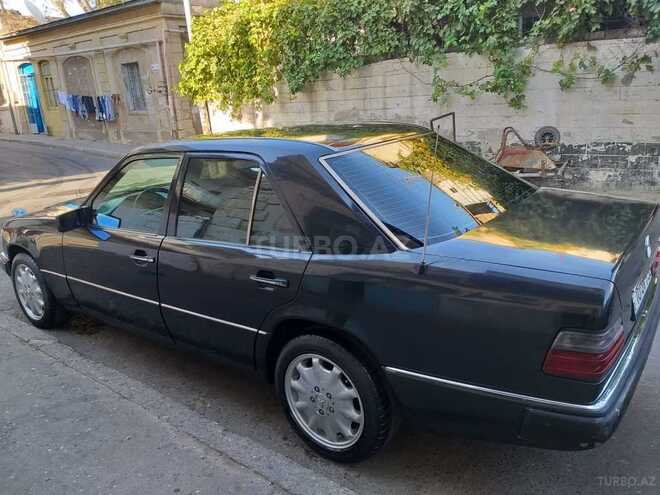 Mercedes E 230 1991, 304,220 km - 7.5 л - Bakı
