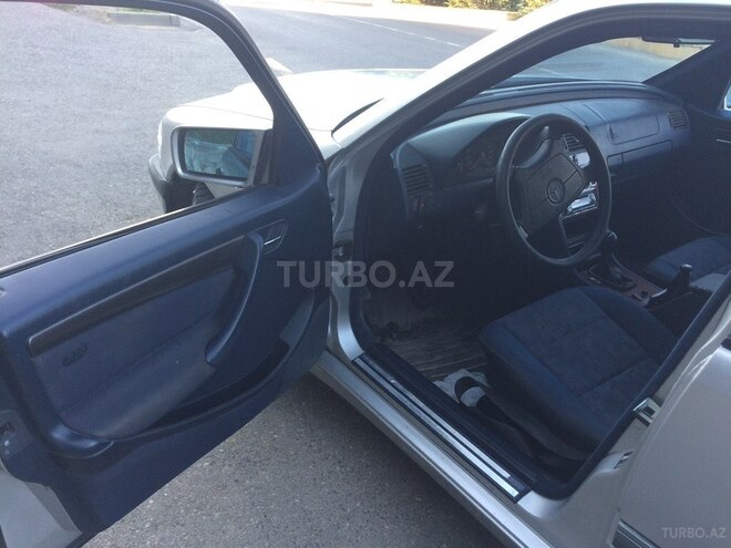 Mercedes C 180 1998, 350,000 km - 1.8 l - Bakı