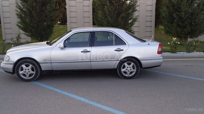 Mercedes C 180 1993, 300,000 km - 1.8 l - Gəncə