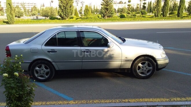 Mercedes C 180 1993, 300,000 km - 1.8 l - Gəncə