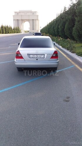 Mercedes C 180 1993, 300,000 km - 1.8 l - Gəncə