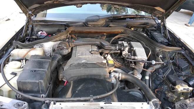 Mercedes E 220 1994, 279,000 km - 2.2 l - Bakı