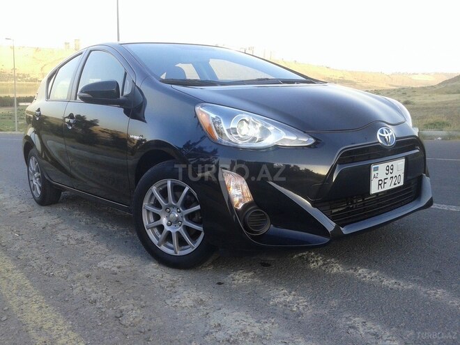 Toyota Prius 2015, 61,000 km - 1.5 l - Bakı