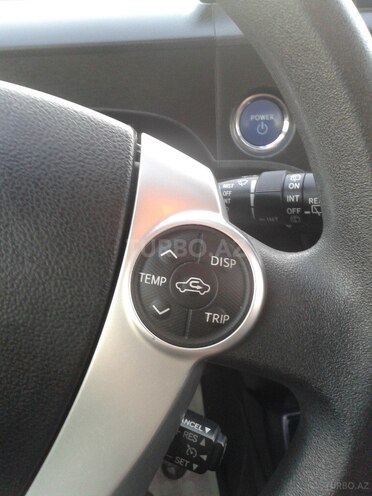 Toyota Prius 2015, 61,000 km - 1.5 l - Bakı