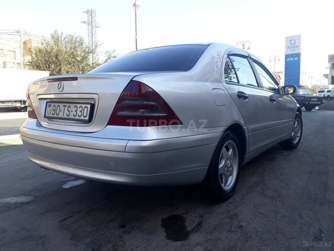 Mercedes C 220 2002, 110,000 km - 2.2 l - Bakı