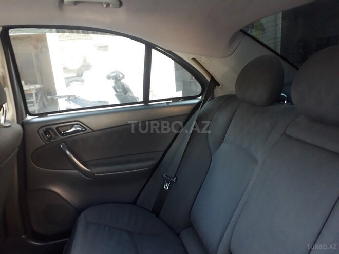 Mercedes C 220 2002, 110,000 km - 2.2 l - Bakı