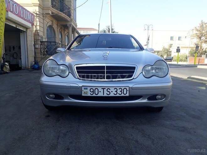 Mercedes C 220 2002, 110,000 km - 2.2 l - Bakı