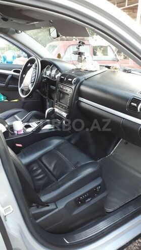 Porsche  2004, 215,000 km - 4.5 l - Sabirabad