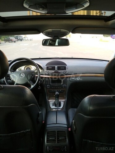 Mercedes E 200 2002, 218,800 km - 2.2 л - Gəncə