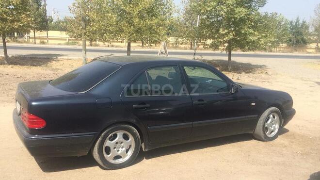 Mercedes E 230 1996, 280,000 km - 2.3 л - Ağdam