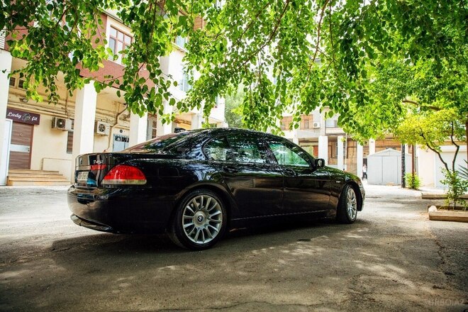 BMW 745 2004, 255,013 km - 4.4 l - Bakı