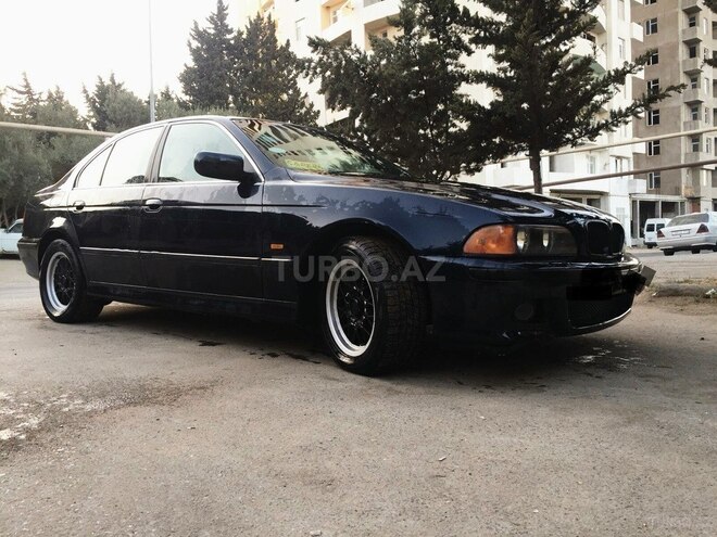 BMW 528 1999, 320,000 km - 2.8 л - Bakı