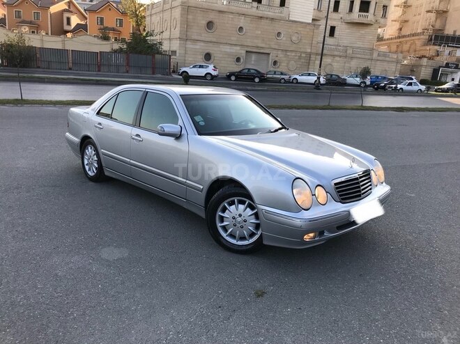 Mercedes E 240 2000, 175,500 km - 2.6 л - Bakı