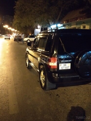 Mitsubishi Pajero io 2000, 150,000 km - 1.8 l - Bakı