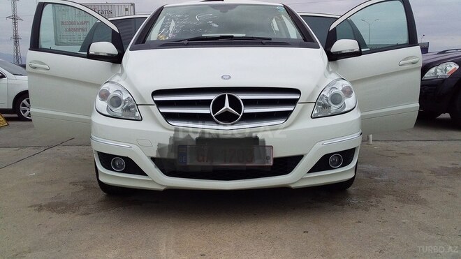 Mercedes B 170 2011, 26,500 km - 1.7 л - Bakı