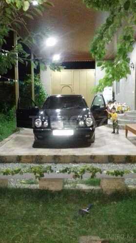 Mercedes E 200 1998, 214,300 km - 0.2 l - Göygöl