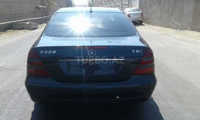 Mercedes E 220 2002, 255,000 km - 2.2 l - Bakı
