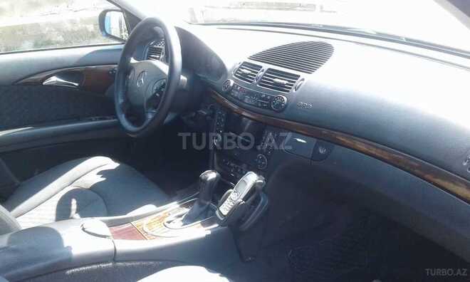 Mercedes E 220 2002, 255,000 km - 2.2 l - Bakı