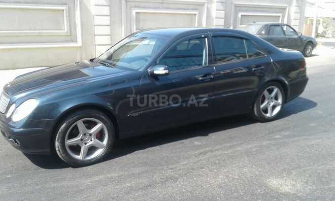 Mercedes E 220 2002, 255,000 km - 2.2 l - Bakı